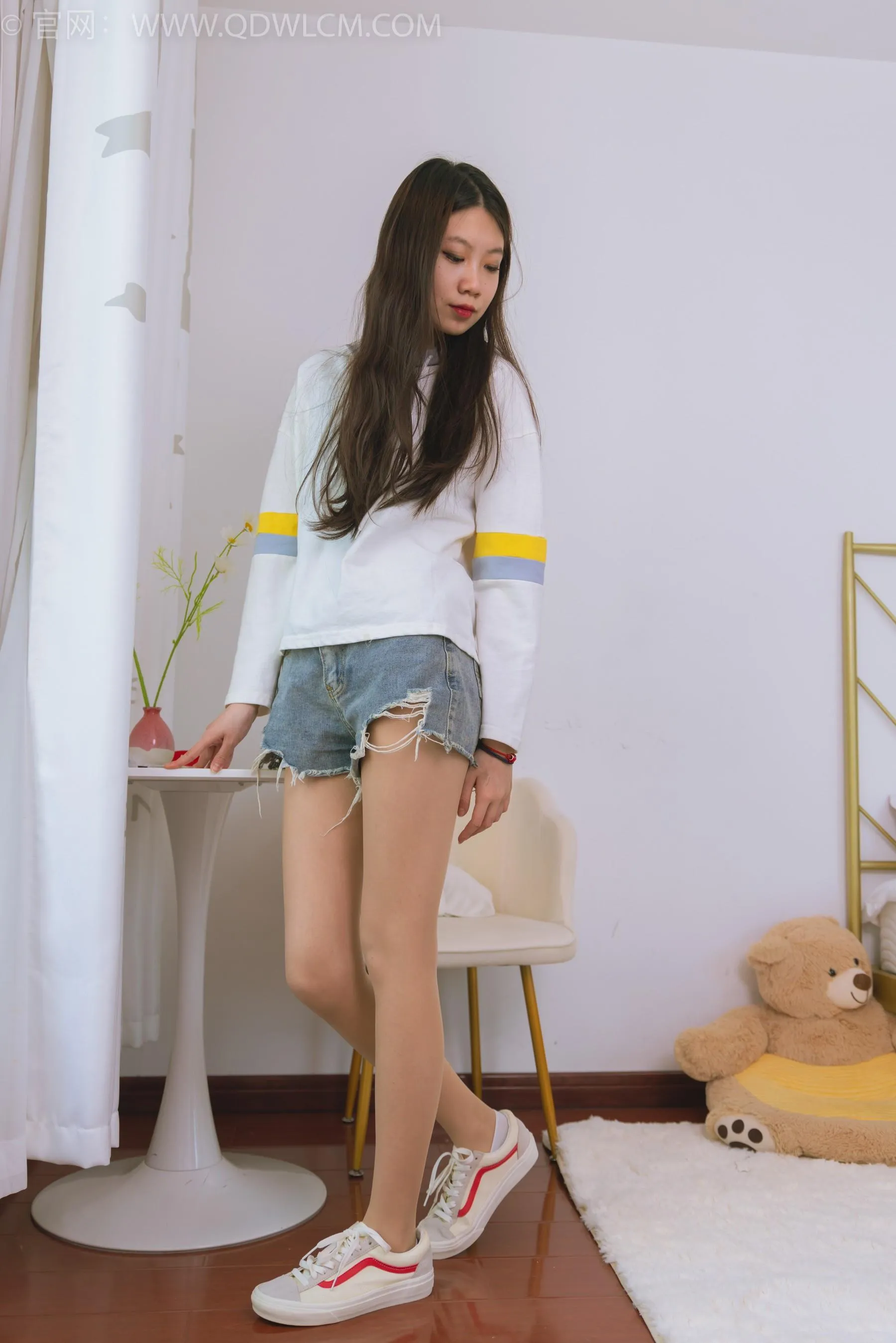 物恋传媒 NO.1511 纤纤-湖边少女 [151P]插图